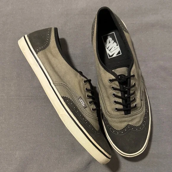 Vans Unisex Black and Grey Sneakers - Picture 3 of 7